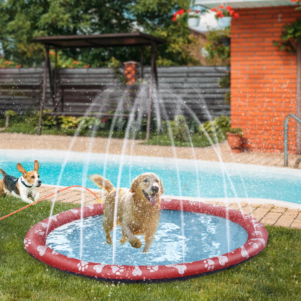 170cm Splash Pad Sprinkler for Pets Dog Bath Pool Water Game Mat Toy Non-slip Outdoor Backyard Red - in use view